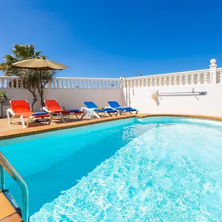 Alegranza Villa Puerto del Carmen (Lanzarote)