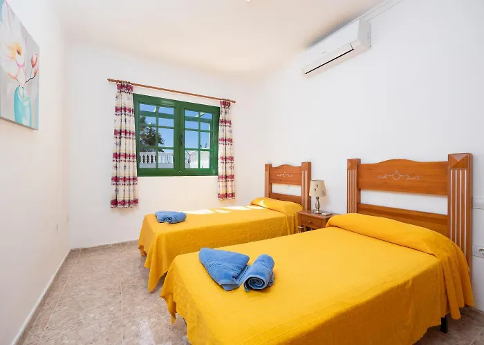 Alegranza Villa Puerto del Carmen (Lanzarote)