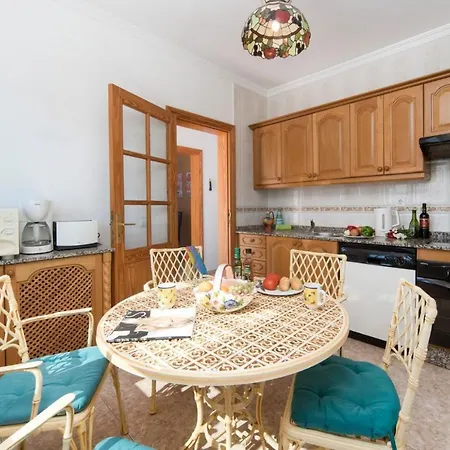 Alegranza Vila Puerto del Carmen (Lanzarote)